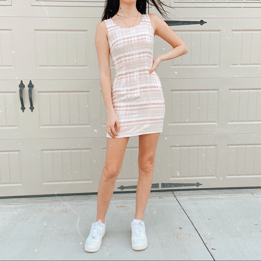 Vintage pink mini dress